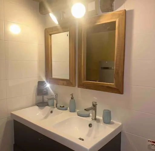 Apartment 5 Personnes-1 Chambre- Longefoy-montalbert - *